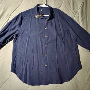 Shirt/Top. NWT. Size XL.